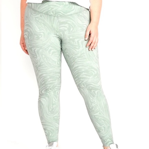 🌿5/$25 Old Navy Green Marble Leggings - Picture 1 of 9